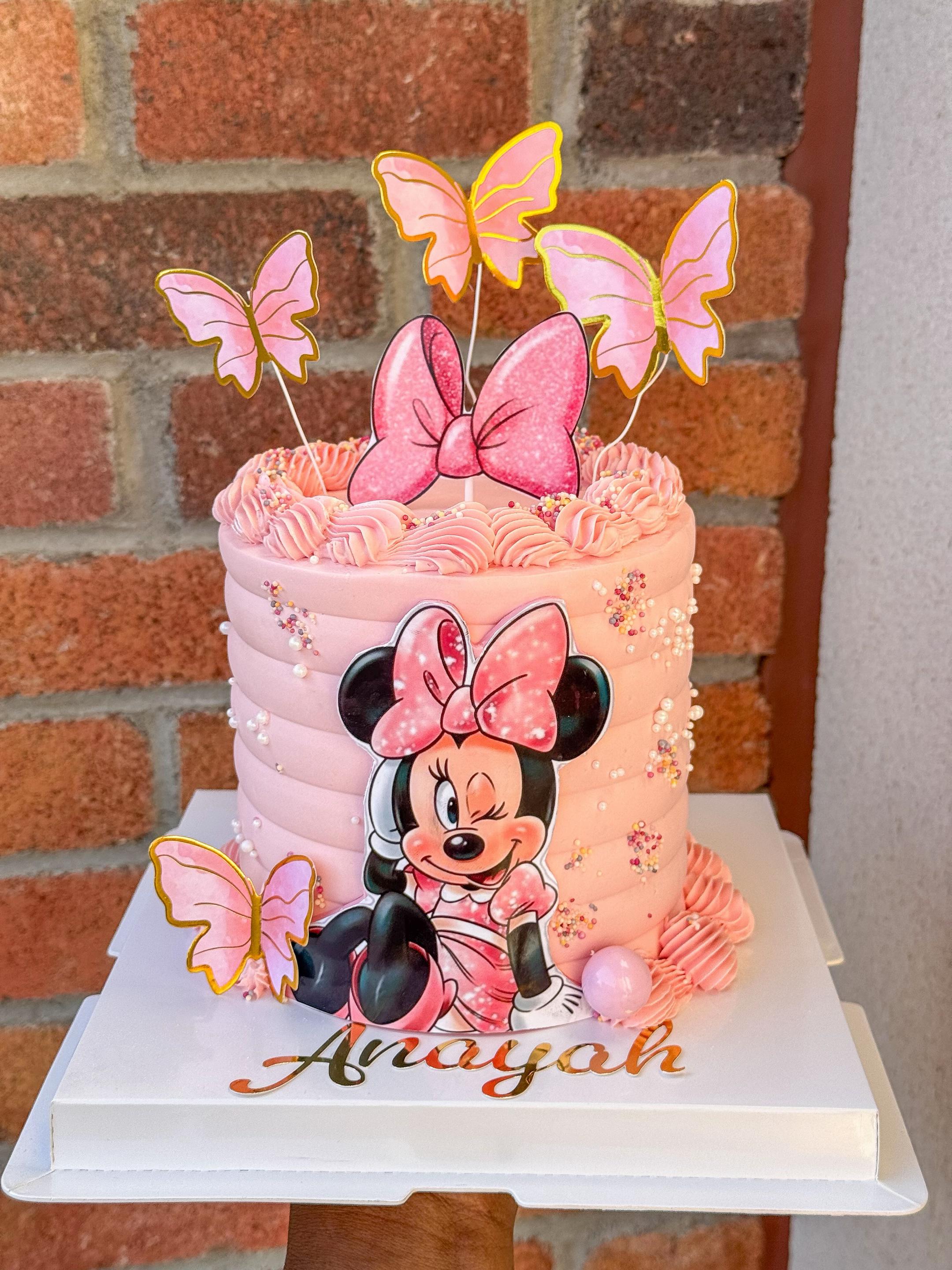 Pinky wink Cake