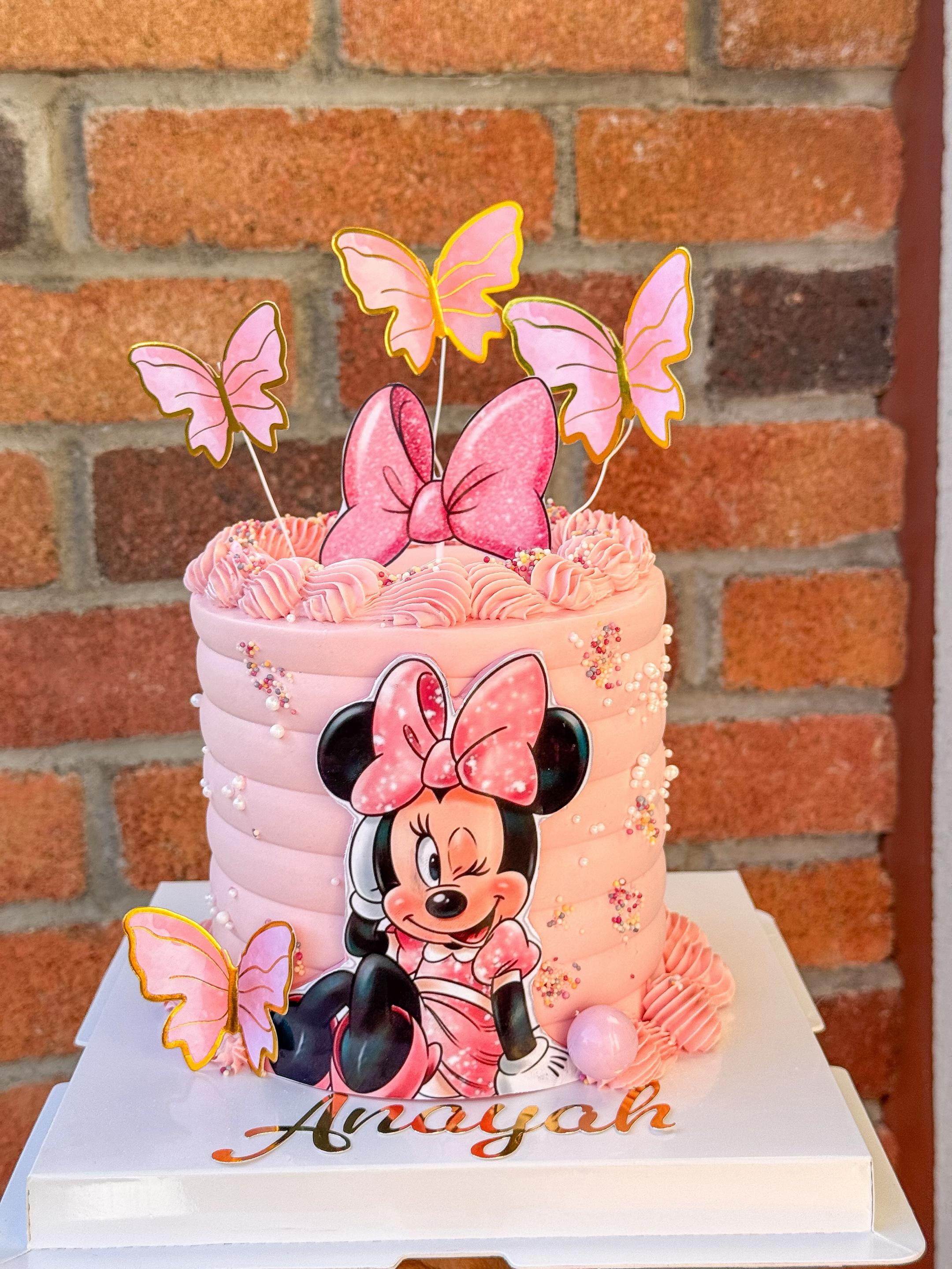 Pinky wink Cake